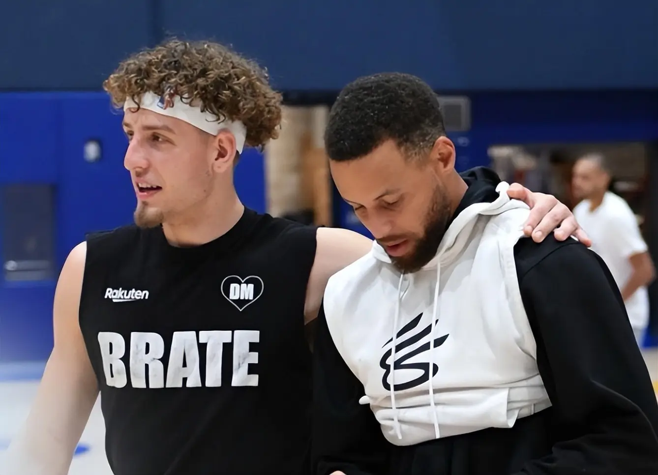 巩固了他勇, 波杰大放厥, 后接受采访 巩固了他勇, 波杰大放厥, 后接受采访